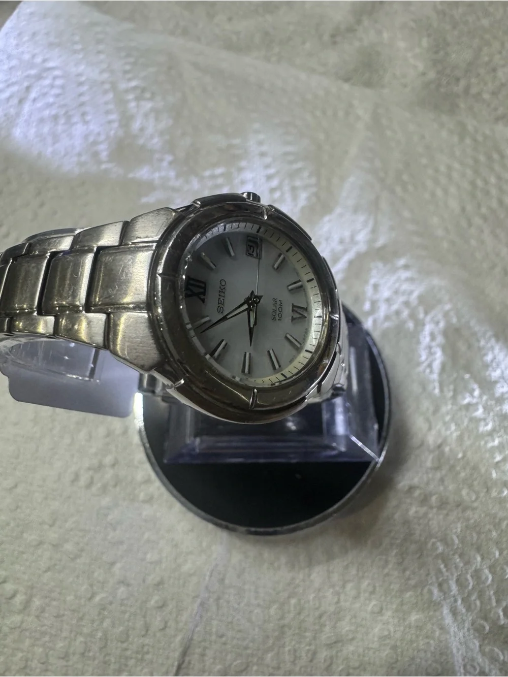 Seiko wristwatch clear